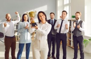 להצטיין במשרד